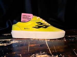 STRAYE Logan Puff Low-Top Skate Shoes Yellow Men's US 7 / Women's US 8.5